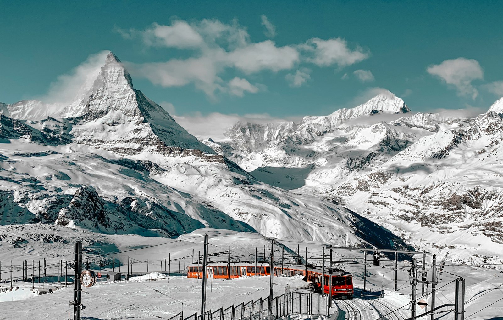 Switzerland Essentials: Zurich, Lucerne & Interlaken – 6 Days